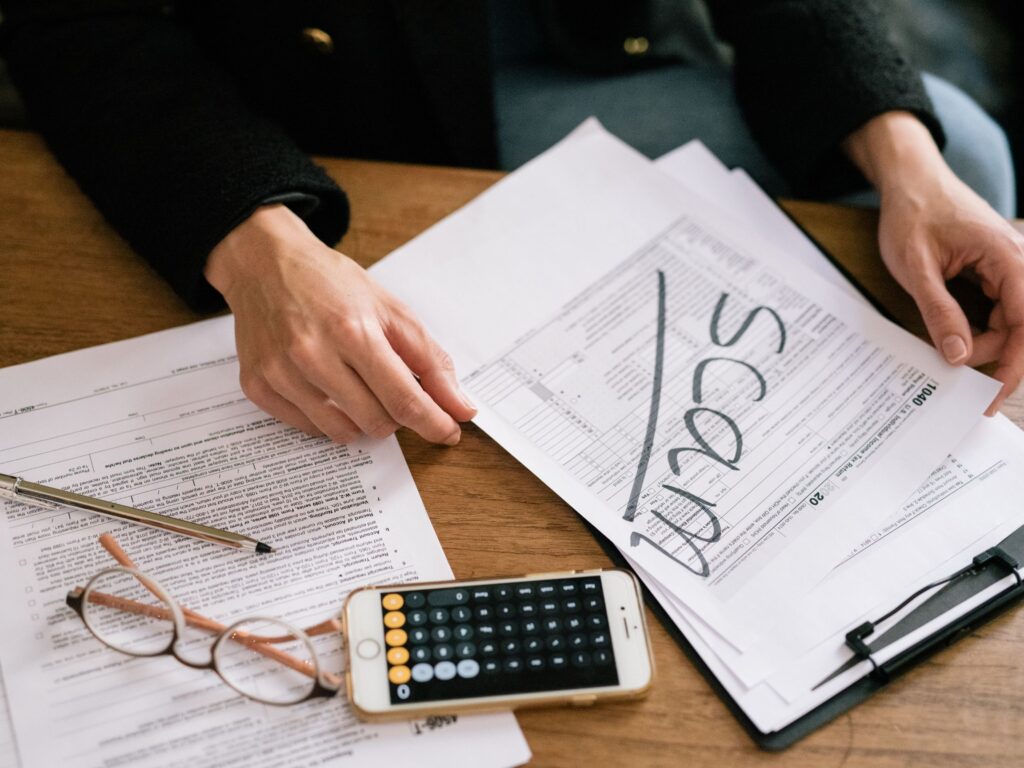 how to protect yourself from job scams